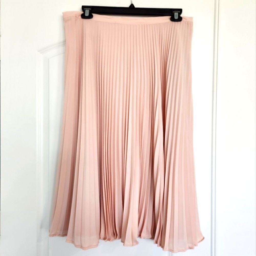 Calvin Klein Pleated Skirt